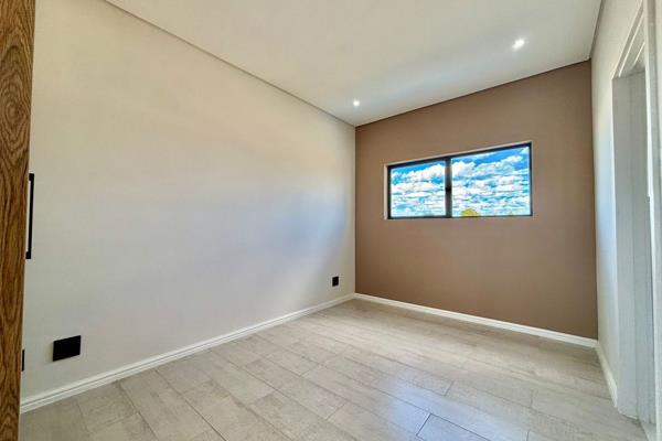 4 Bedroom Property for Sale in Sandown Western Cape